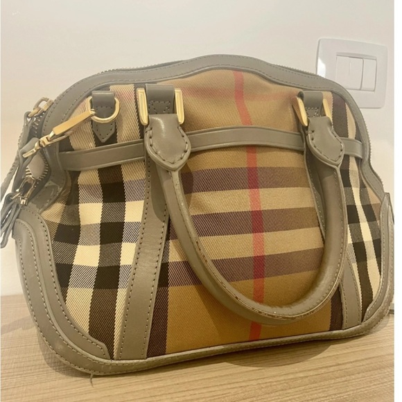 Burberry Gray and Tan Checkered Women's Bag - Picture 7 of 12